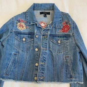 Denim jacket with rose embroidery